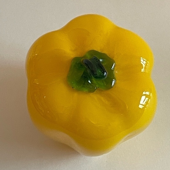 Vintage Murano Glass Type Yellow Pepper - Picture 4 of 5